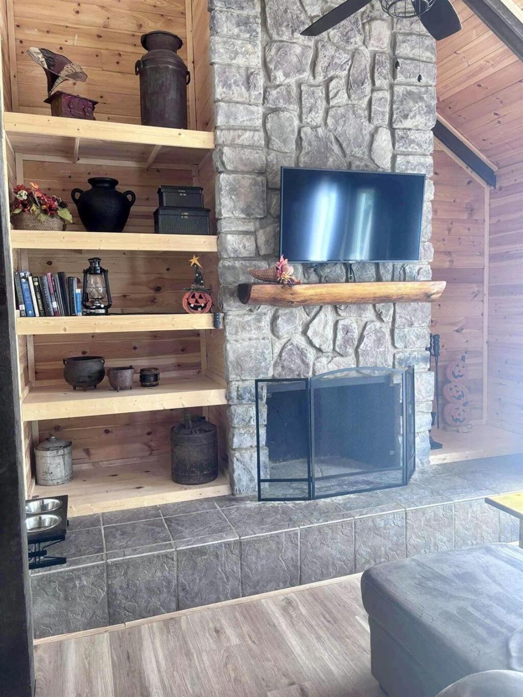 Villa Whiskey Ridge 3 Bdrm Cabin-Firepit, Fenced Yard, Hot Tub Pigeon Forge Exterior foto